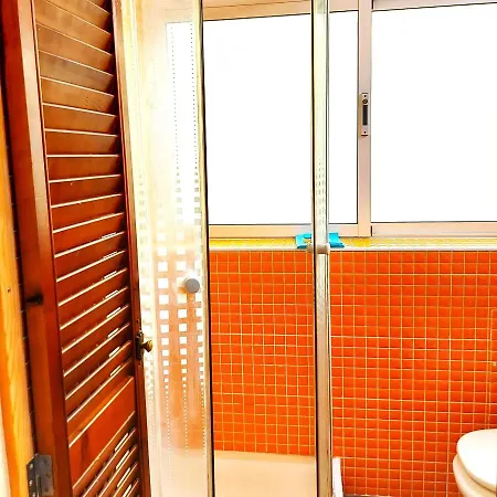 Semesterbostad Cheap Studio, Wifi Free Adeje House *